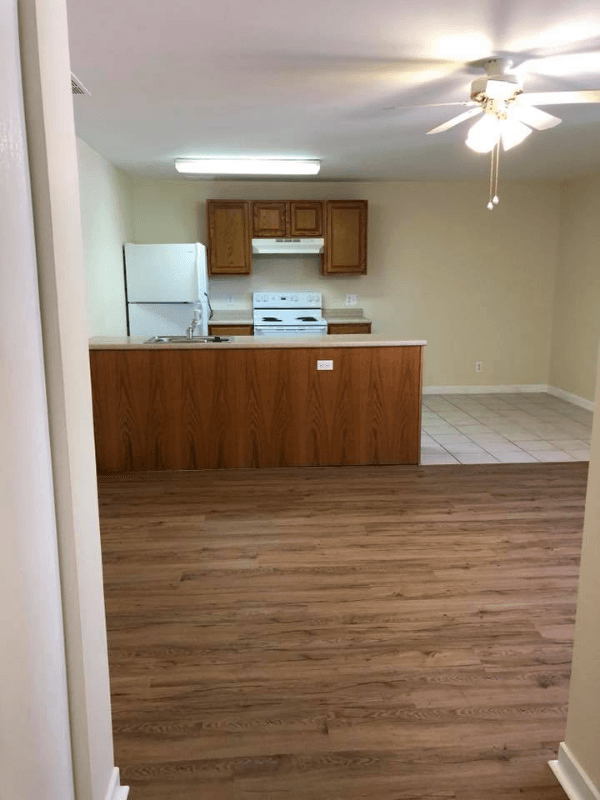 Yale Apartment: 420 North St