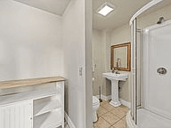 Gloucester Condo: 67 Friend St