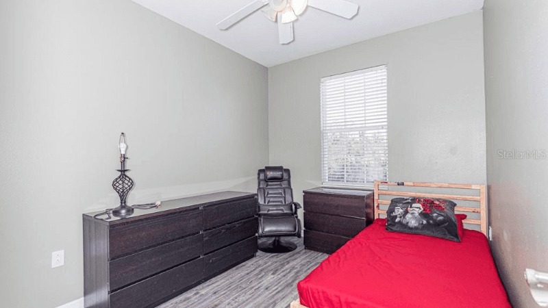 Tampa Townhome: 9905 Serona Bluff Way