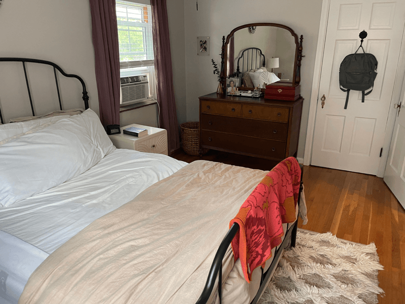 Cincinnati Apartment: 909 Ellison