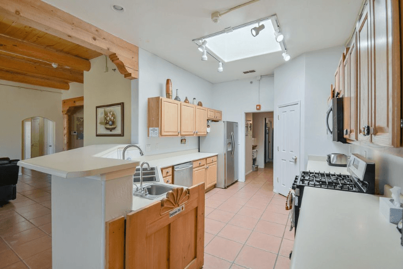 Rio Rancho Other: 832 Monterrey Rd NE
