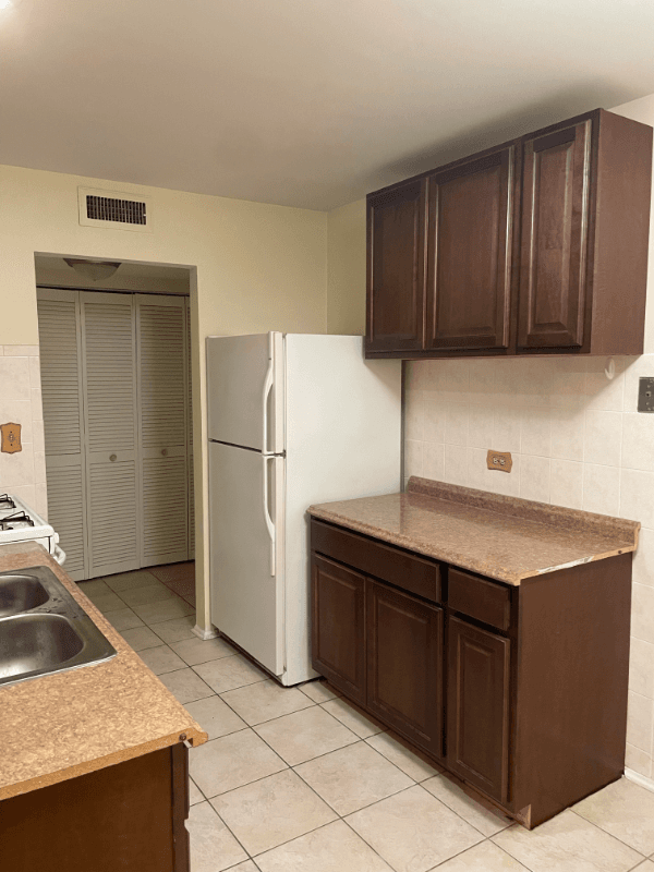 Rolling Meadows Condo: 5101 Carriageway Dr