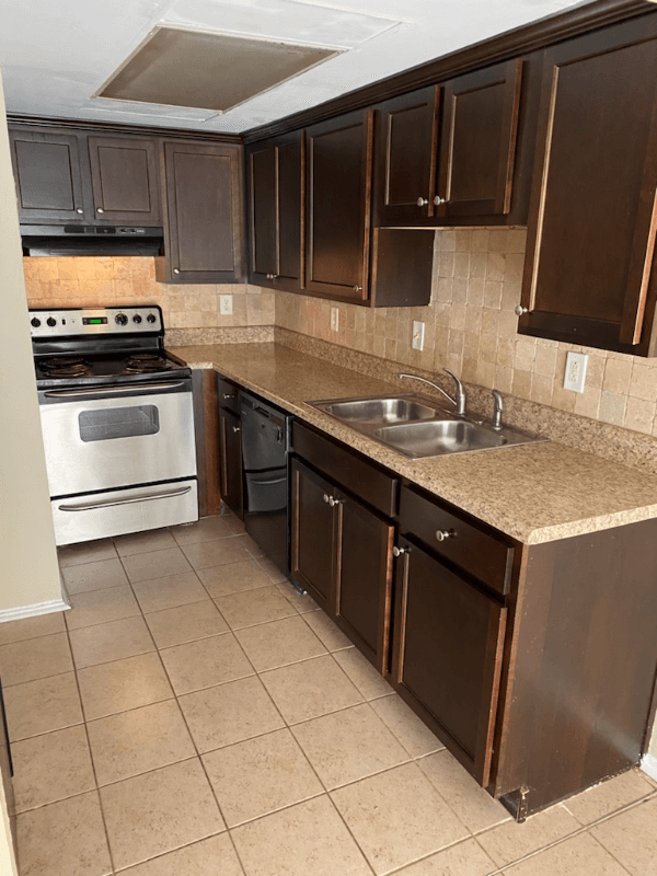 Peachtree Corners Townhome: 3517 Peachtree corners cir