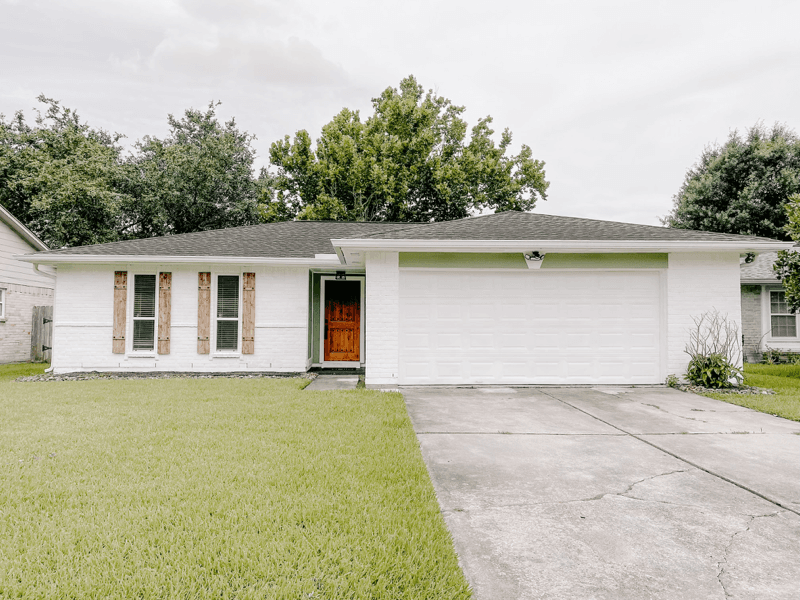 La Porte House: 5005 Crestway Dr
