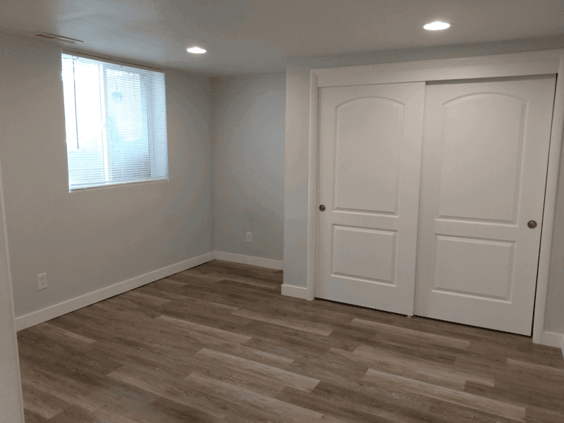 Layton Apartment: 1522 N Hill Field Rd #B