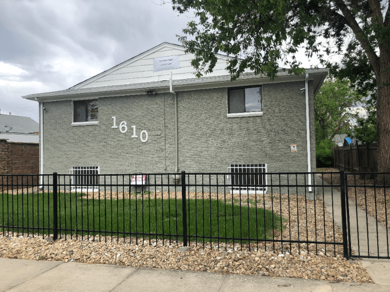 Aurora Apartment: 1610 Boston St