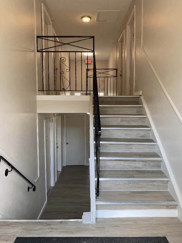 Aurora Apartment: 1610 Boston St