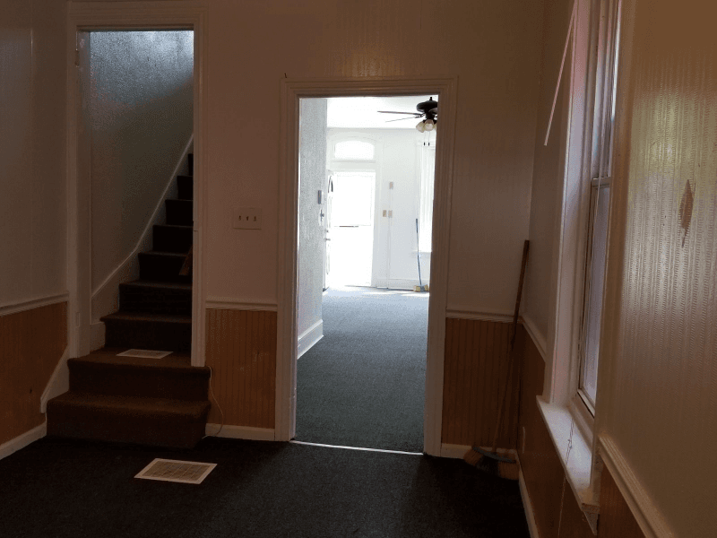 Reading House: 256 S 13th St