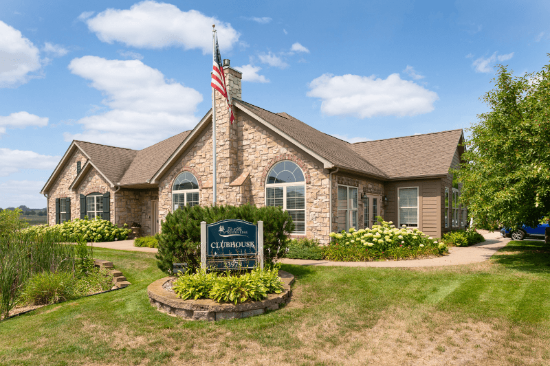 Rogers Townhome: 24092 Rivers Edge Rd