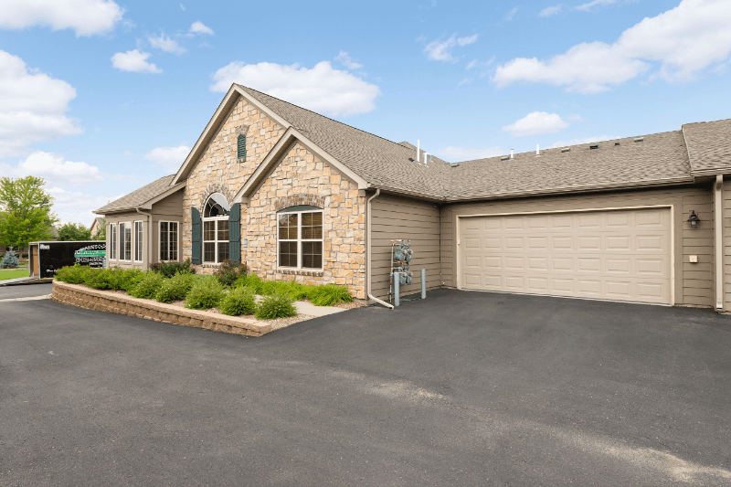 Rogers Townhome: 24092 Rivers Edge Rd