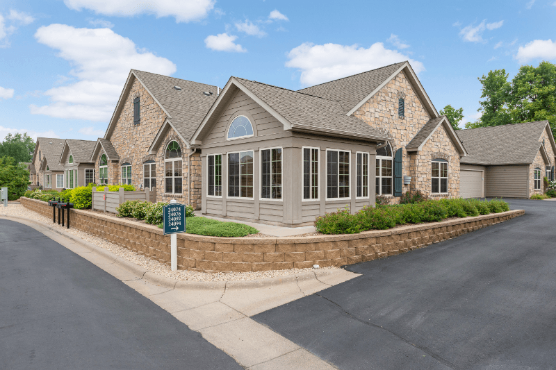 Rogers Townhome: 24092 Rivers Edge Rd