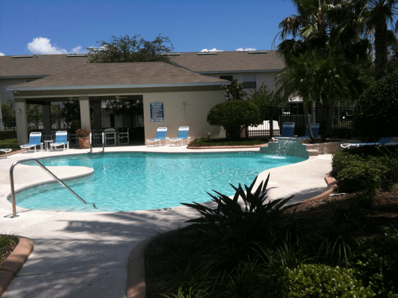 Largo Townhome: 13123 Thoroughbred Loop