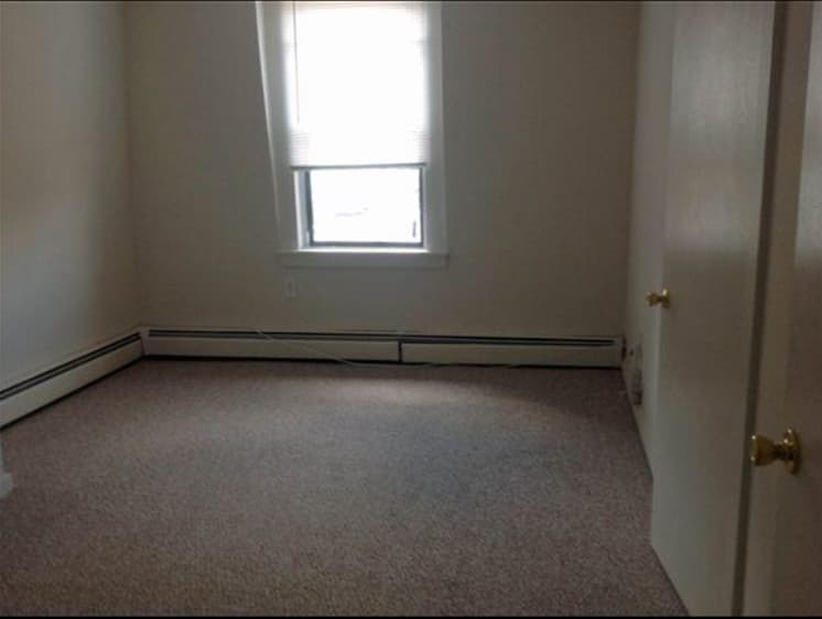 Providence Apartment: 100 Waterman St