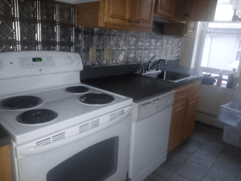 Hartford Townhome: 29 b Edgewood st 2 FL