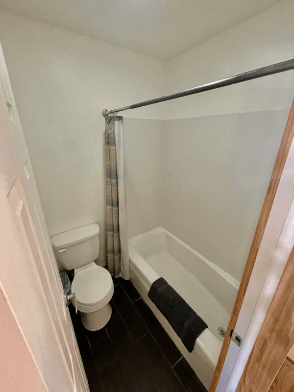 Rapid City Apartment: 102 N Maple Ave