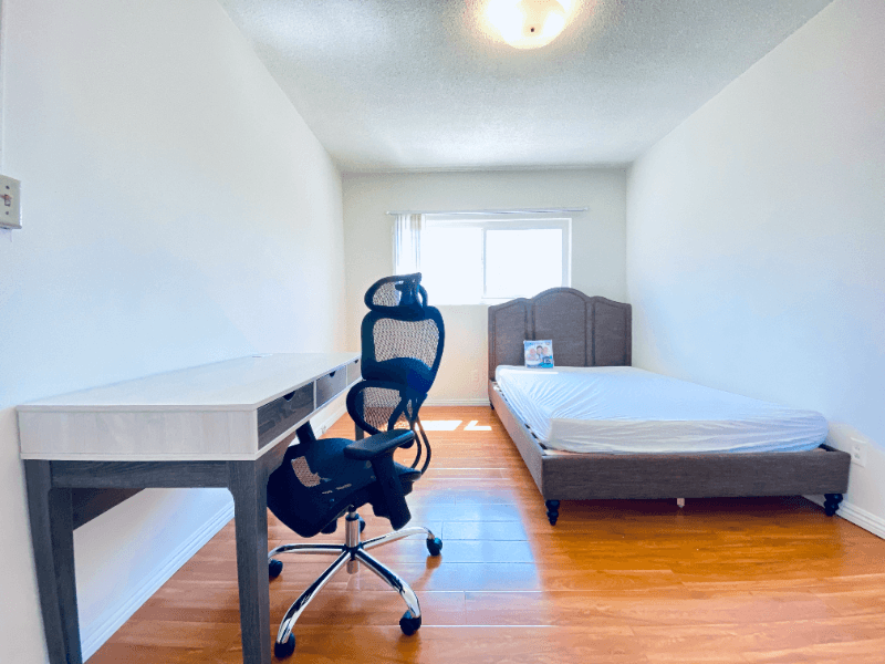 Los Angeles Apartment: 11510 Ohio Ave