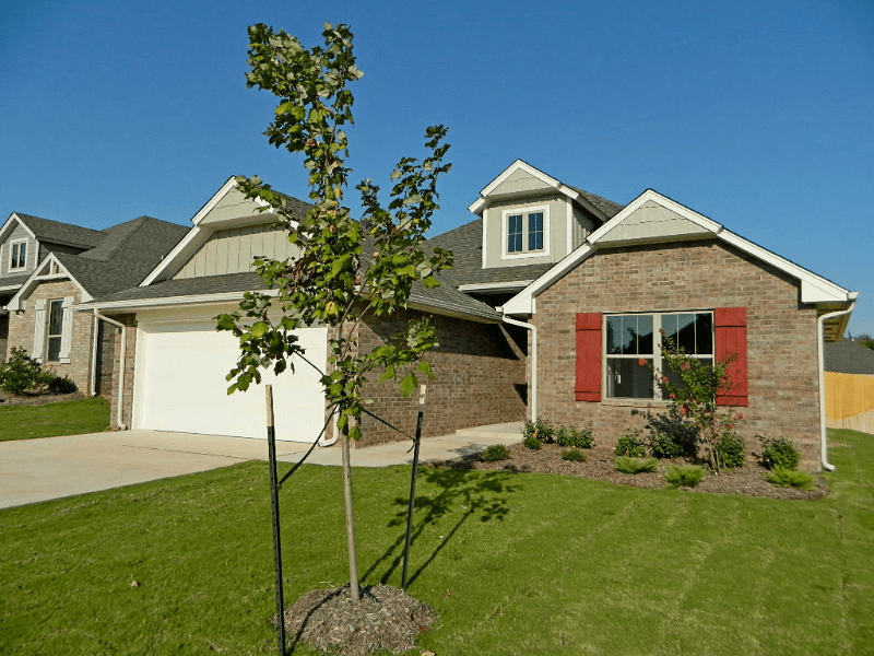 Edmond House: 5232 Lannister Ln