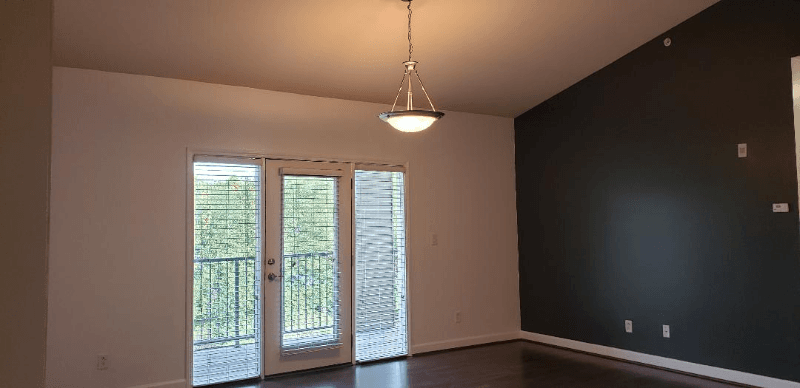 Valley Park Condo: 885 Forest Ave