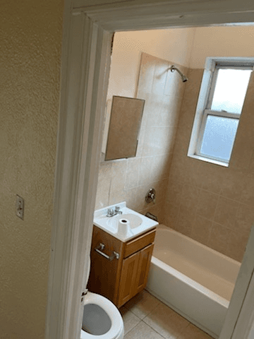 Jersey City Apartment: 35 Kensington Ave