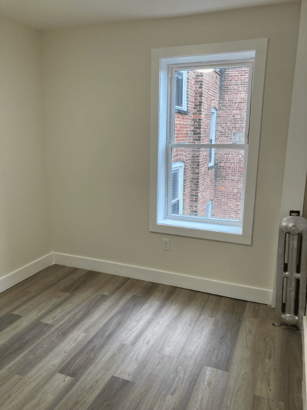 Jersey City Apartment: 201 Claremont Ave