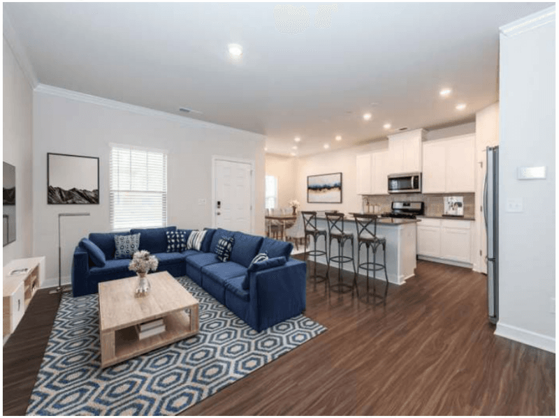 Huntersville House: 12421 LaRue lane