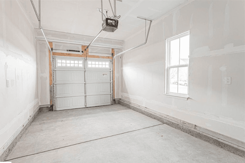 Greer Townhome: 300 Hunt Glenn Ct