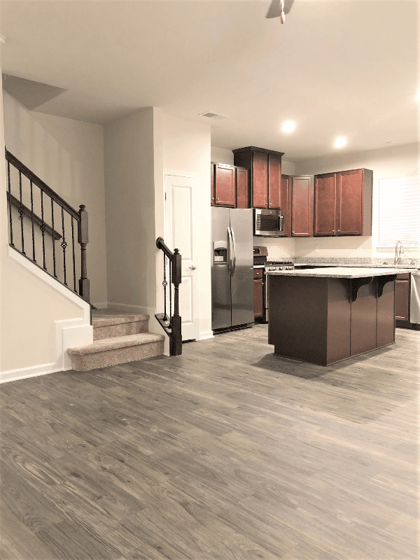 Greer Townhome: 300 Hunt Glenn Ct