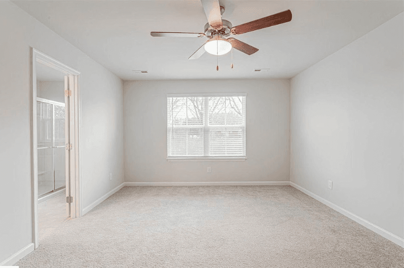 Greer Townhome: 300 Hunt Glenn Ct