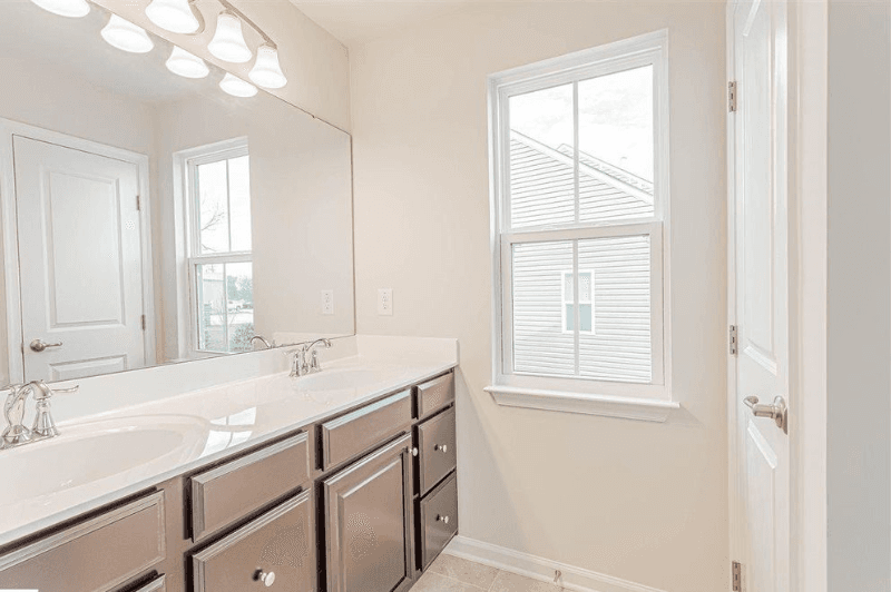 Greer Townhome: 300 Hunt Glenn Ct
