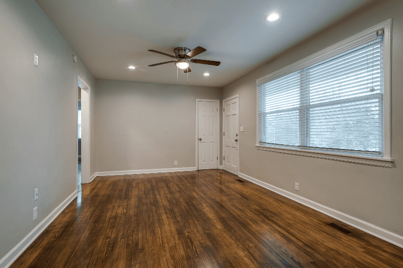 Gallatin House: 904 Bentley Cir