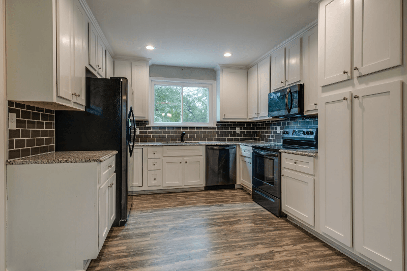 Gallatin House: 904 Bentley Cir