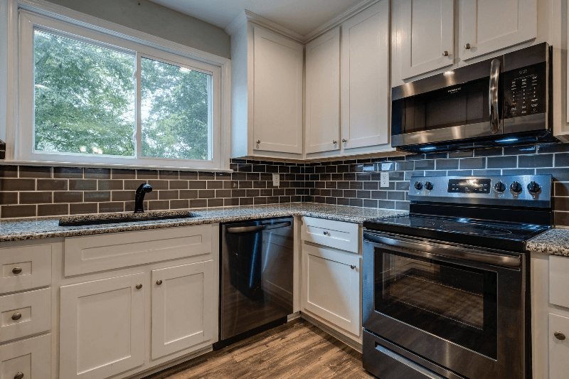 Gallatin House: 904 Bentley Cir