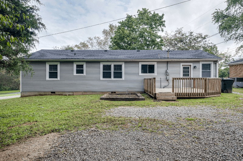 Gallatin House: 904 Bentley Cir