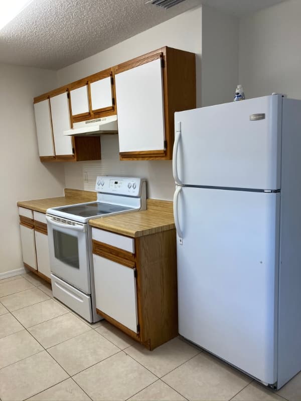 Vero Beach Apartment: 1200 6th Drive