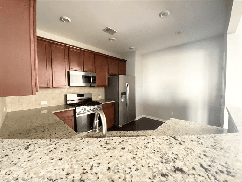 Cumming Townhome: 1225 Fischer Trace