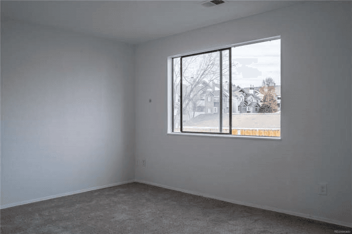 Englewood Apartment: 313 W Lehow Ave
