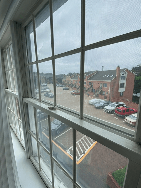 Arlington Condo: 6924 Fairfax Drive