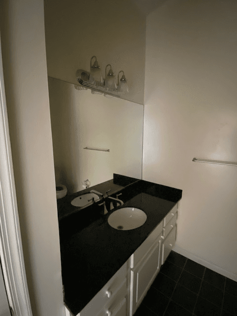 Arlington Condo: 6924 Fairfax Drive
