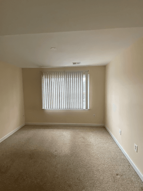 Arlington Condo: 6924 Fairfax Drive