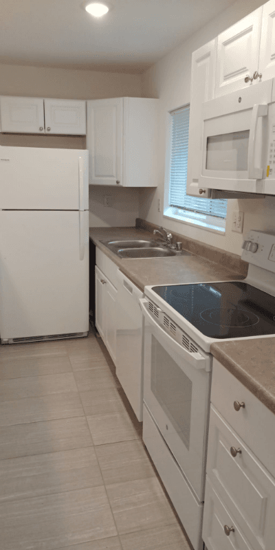 Burien House: 13628 2nd Ave SW