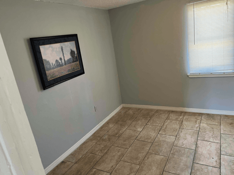 Mulberry House: 212 NW 4th st