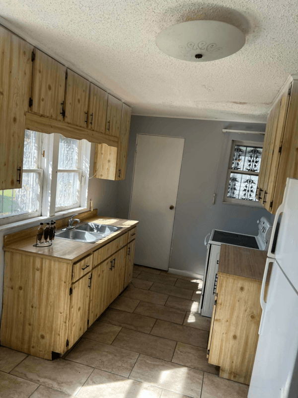 Mulberry House: 212 NW 4th st