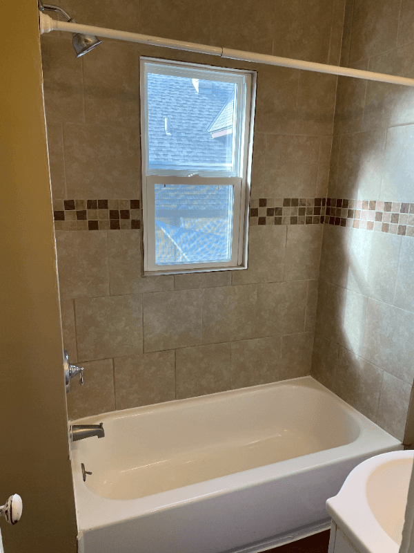 Omaha House: 4663 Marcy St