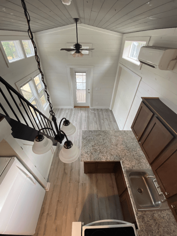 Greer House: 9 Tiny Home Cir