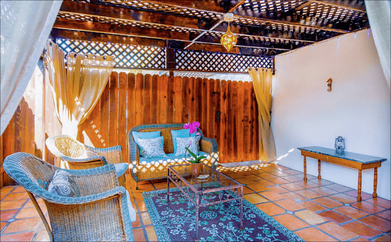 Venice Apartment: 12 South Venice Blvd