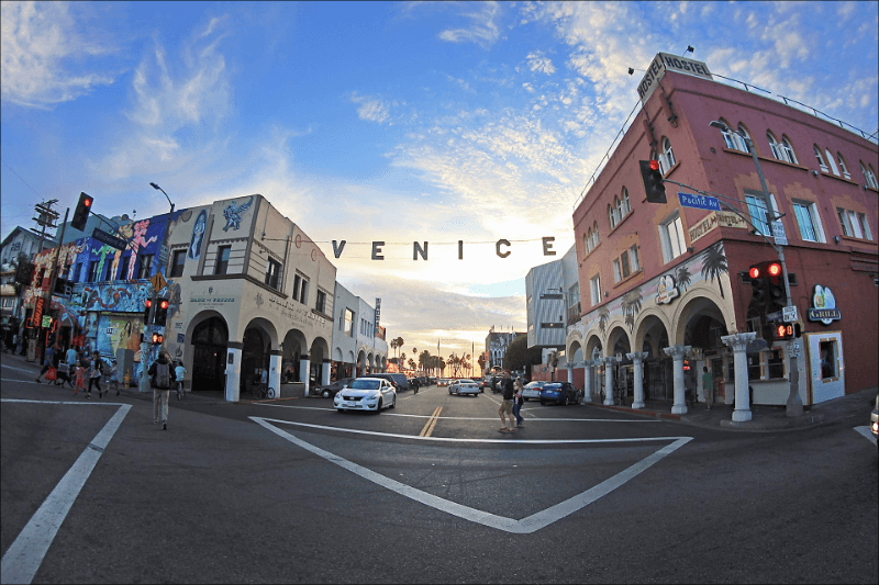 Venice Apartment: 12 South Venice Blvd