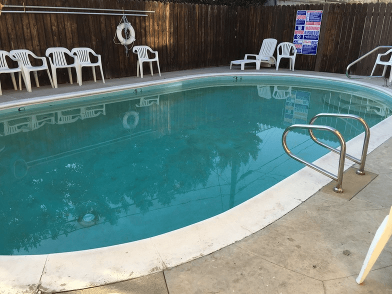 Northridge Apartment: 8343 Amigo Avenue