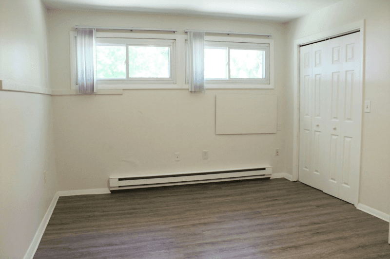 Amherst Apartment: 10 Belchertown Rd