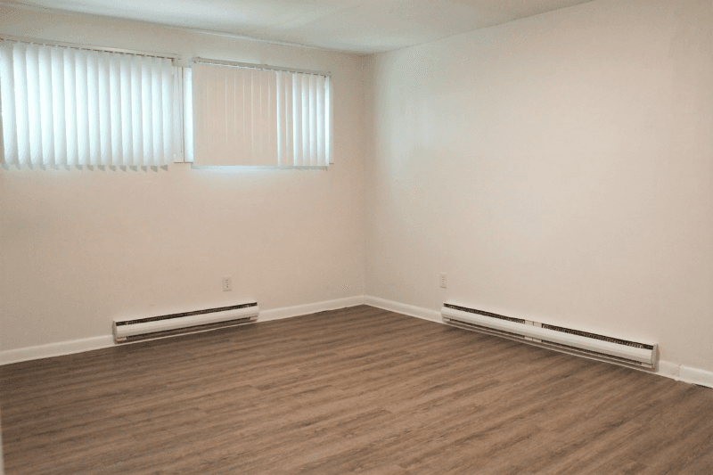 Amherst Apartment: 10 Belchertown Rd