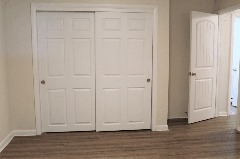 Amherst Apartment: 10 Belchertown Rd